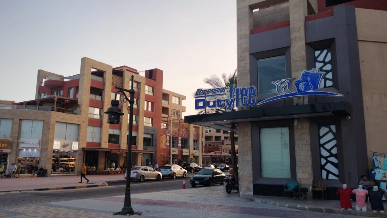 In Princess With Acces & Free Wi-fi I Near Air Port Appartement *
