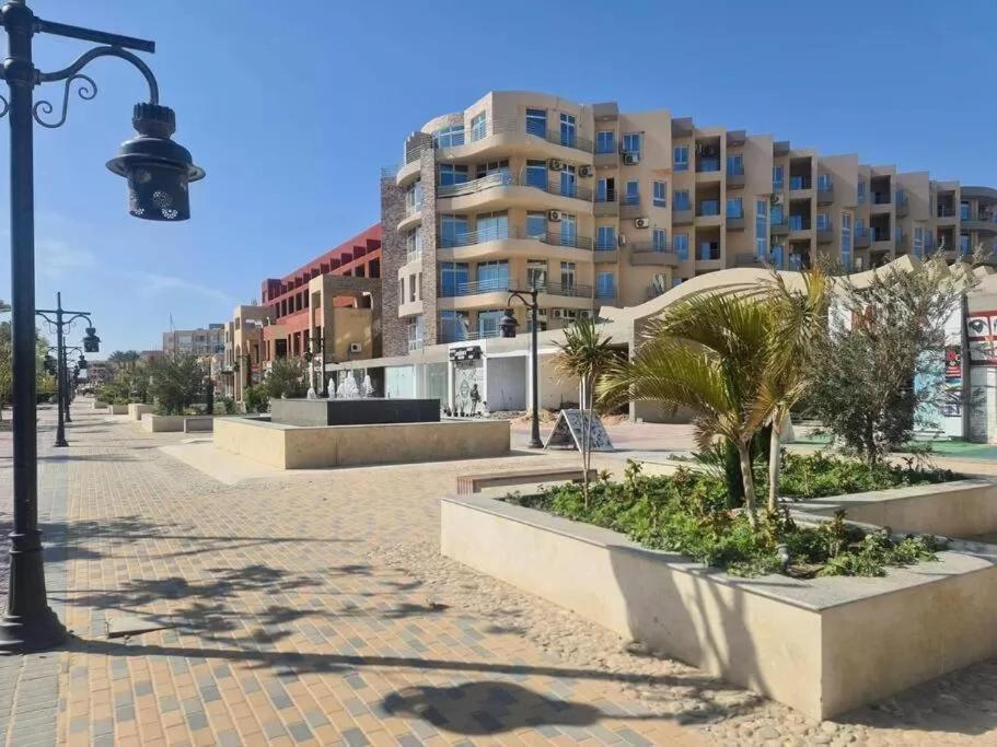 In Princess With Acces & Free Wi-fi I Near Air Port * Hurghada